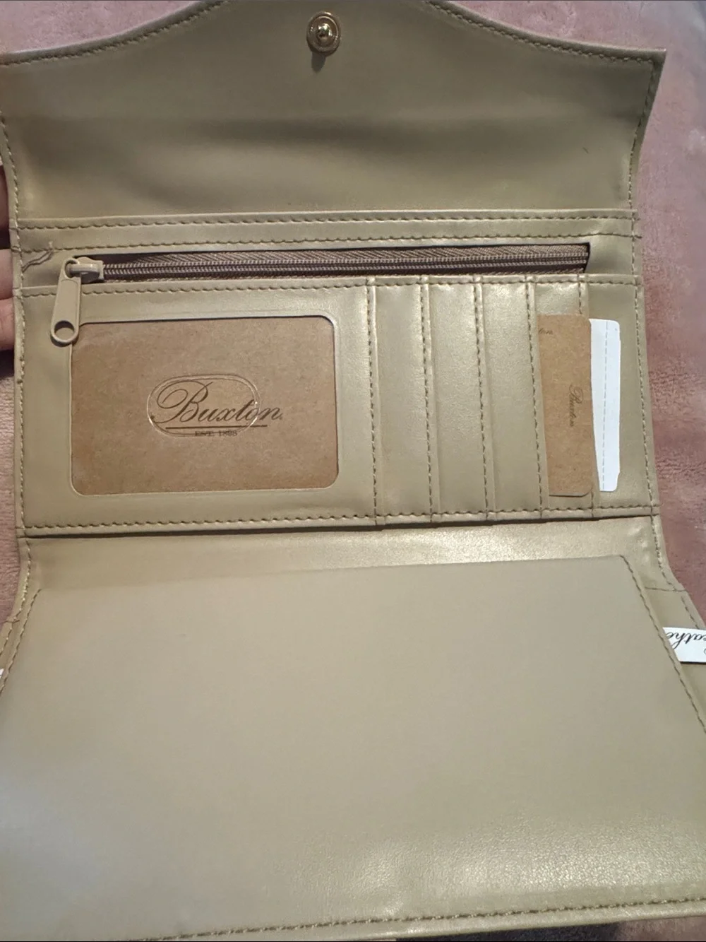 Buxton Tan Leather Key & Card Holder